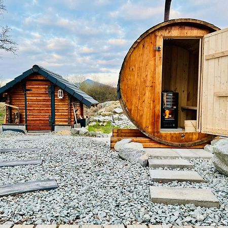 Appartement Tiny House With Mountain Views à Turany Extérieur photo