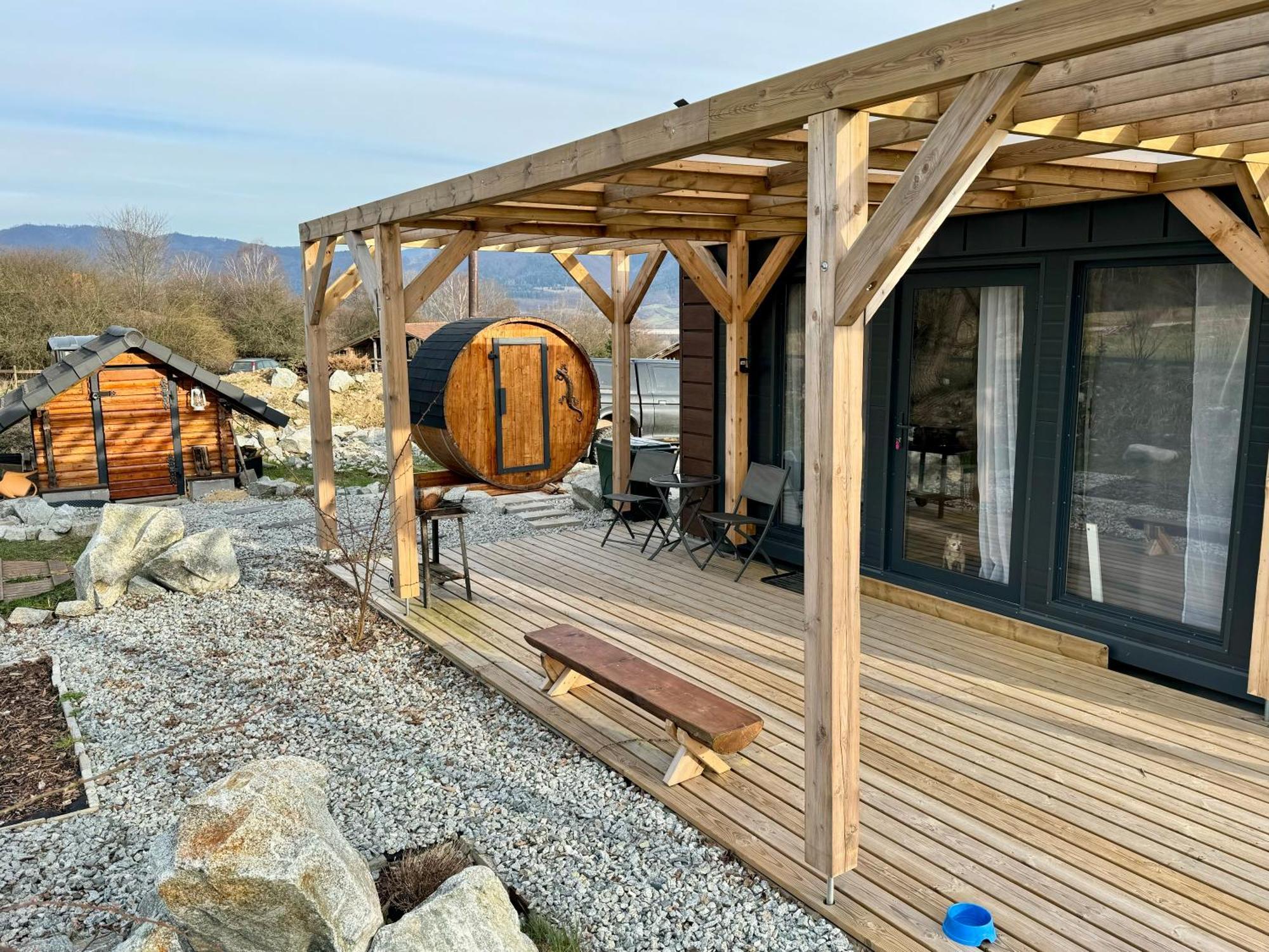 Appartement Tiny House With Mountain Views à Turany Extérieur photo
